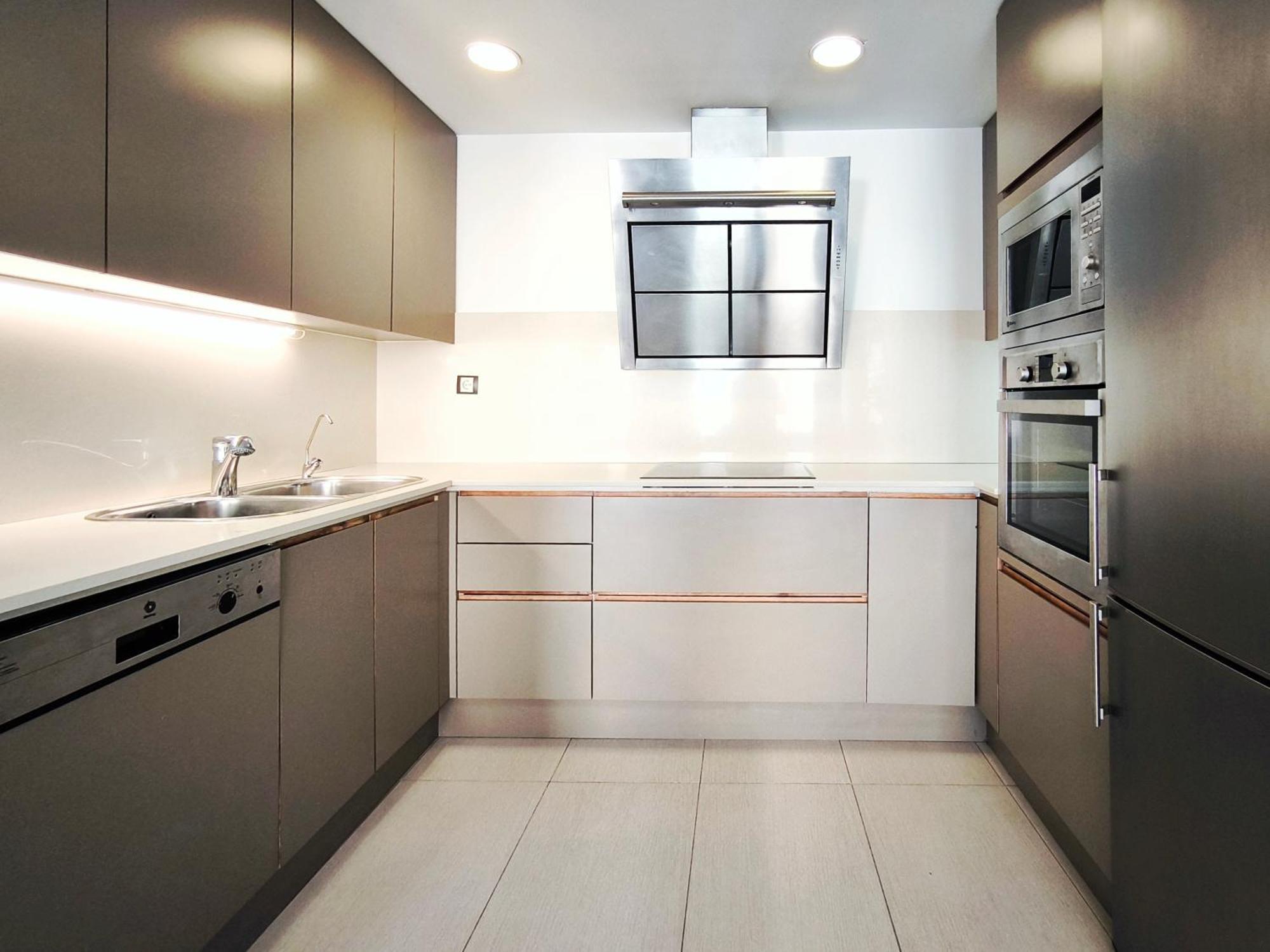 Moderno Apartamento Duplex En Terrassa Centro Kültér fotó