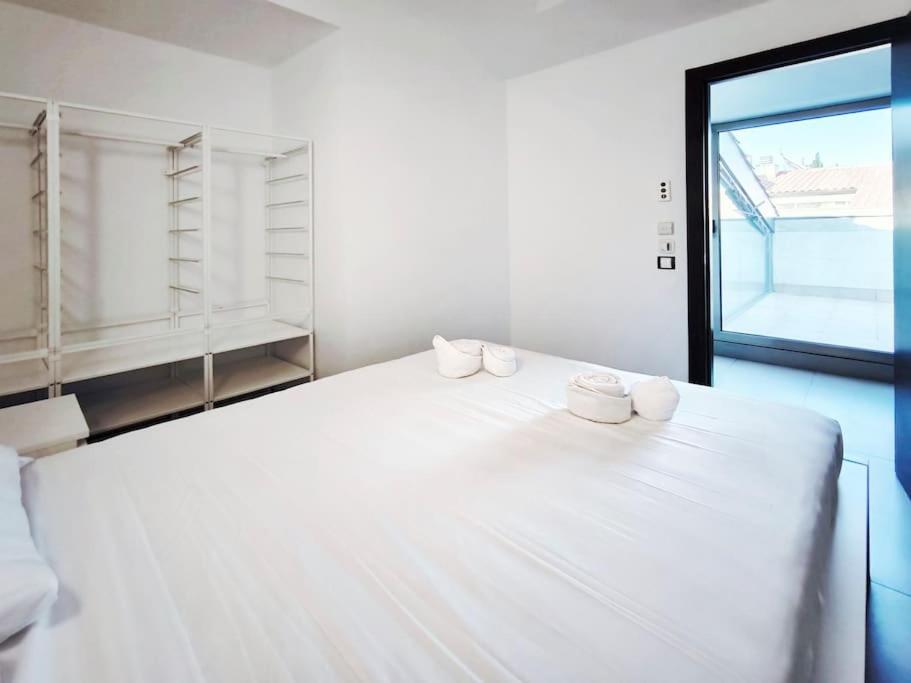 Moderno Apartamento Duplex En Terrassa Centro Kültér fotó